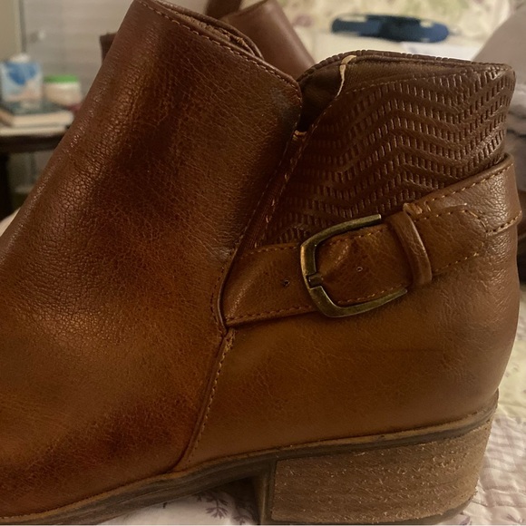 Stylish Brown Booties - Picture 12 of 16